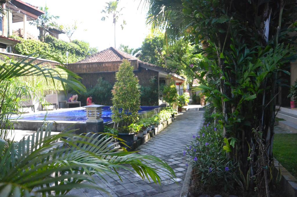 Отель D'Kubu Daje Bali Redpartner Кута Экстерьер фото