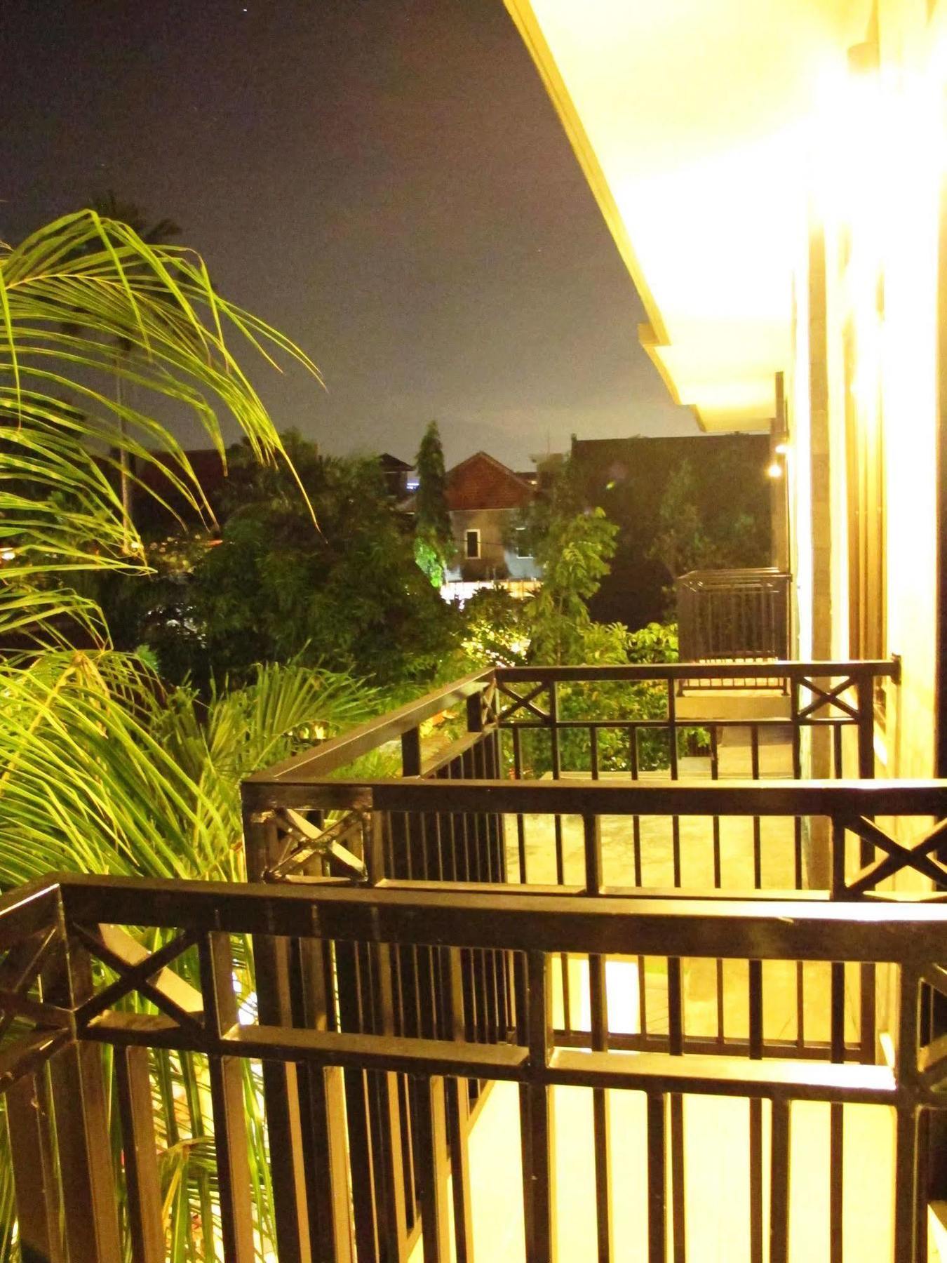Отель D'Kubu Daje Bali Redpartner Кута Экстерьер фото
