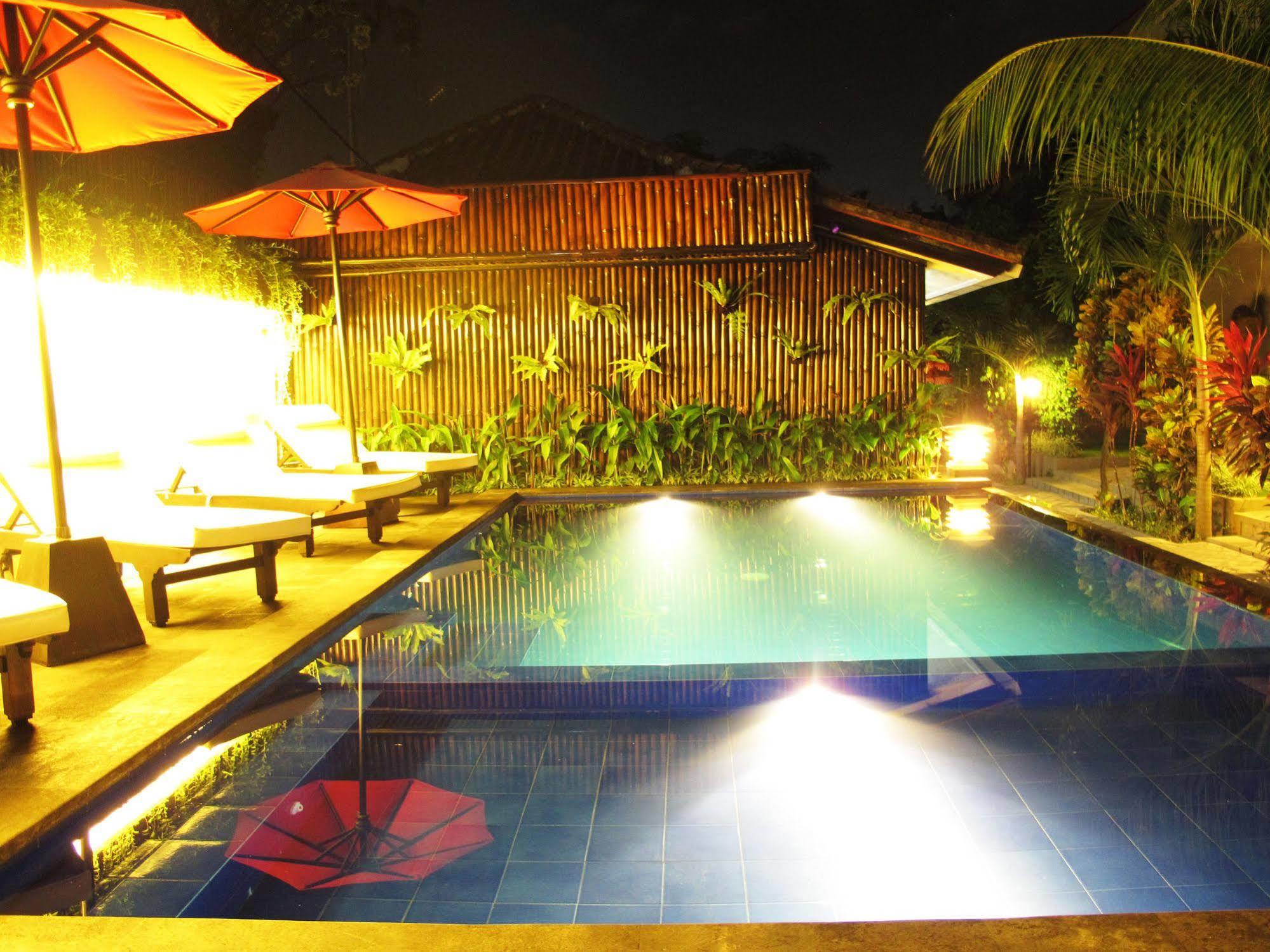 Отель D'Kubu Daje Bali Redpartner Кута Экстерьер фото