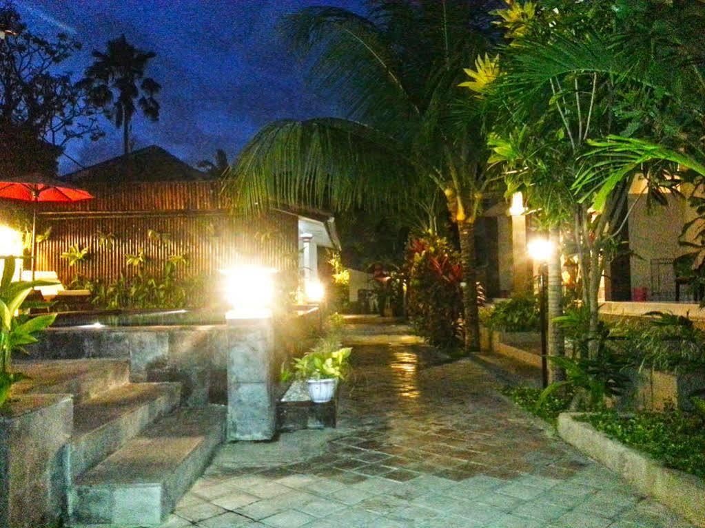 Отель D'Kubu Daje Bali Redpartner Кута Экстерьер фото